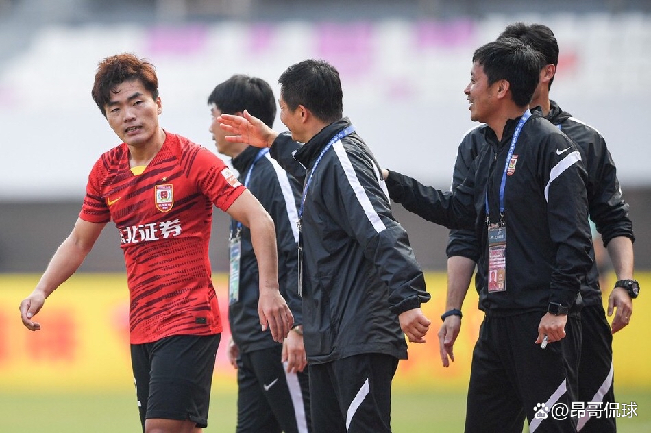 阿森纳后卫神勇救险，助球队成功保级，更新我们任何具有工程一直信息.